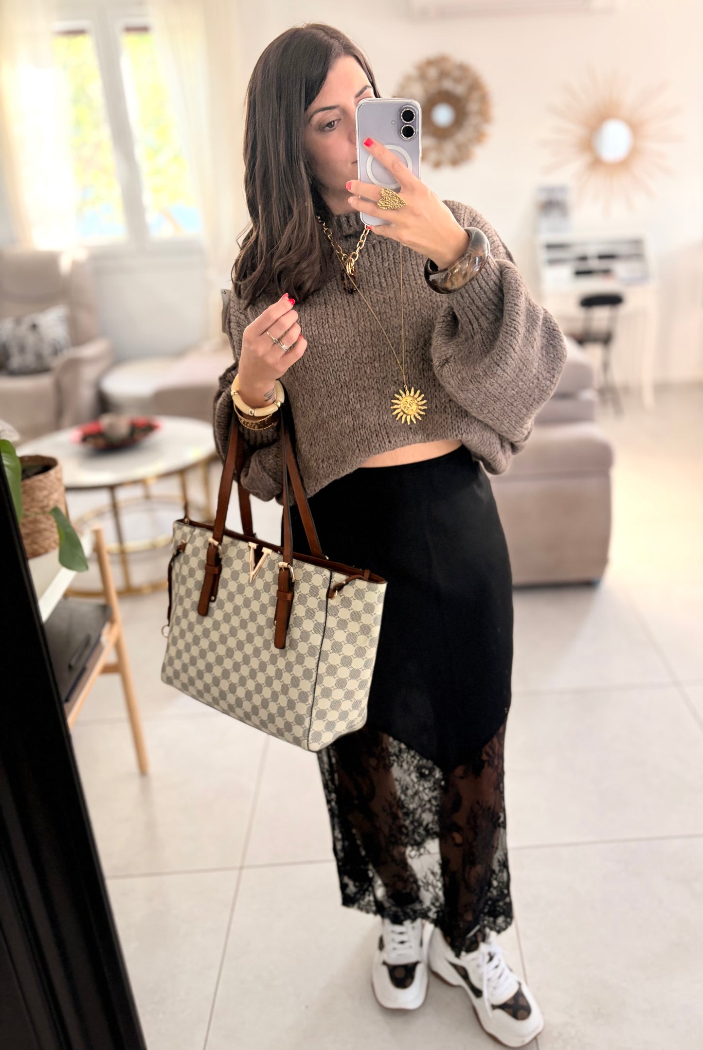 Pull Sofia Brun