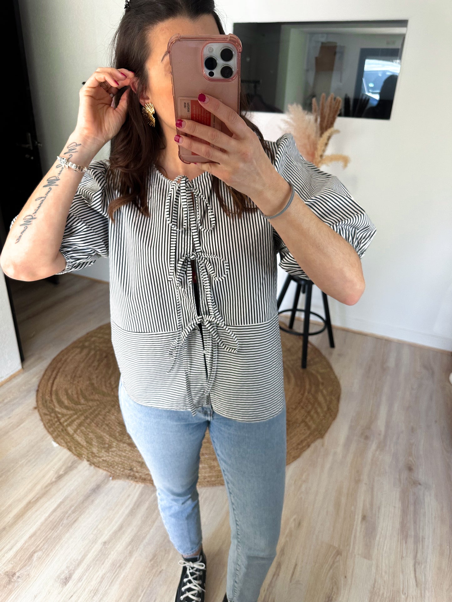 Blouses à nœud Renée